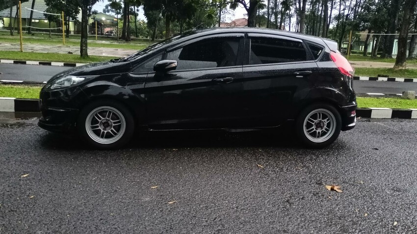 Ford Fiesta 2013 Bensin