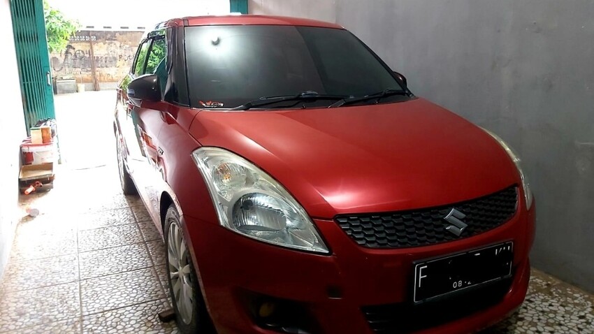 Suzuki Swift 2013 Bensin