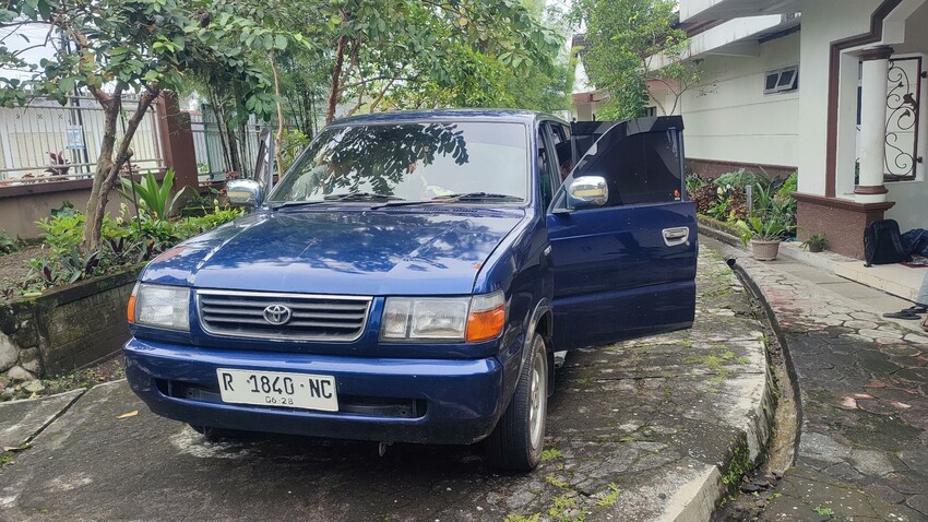 Toyota Kijang 1998 Bensin