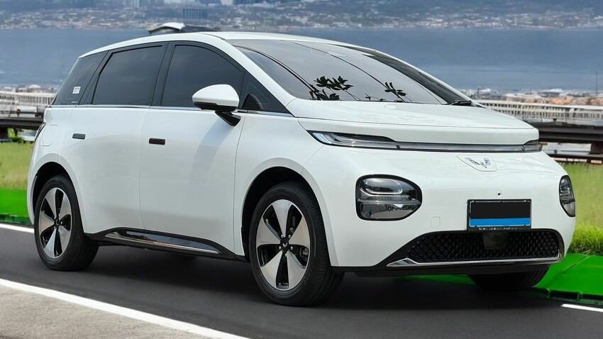 Wuling Cloud EV 2024 Listrik