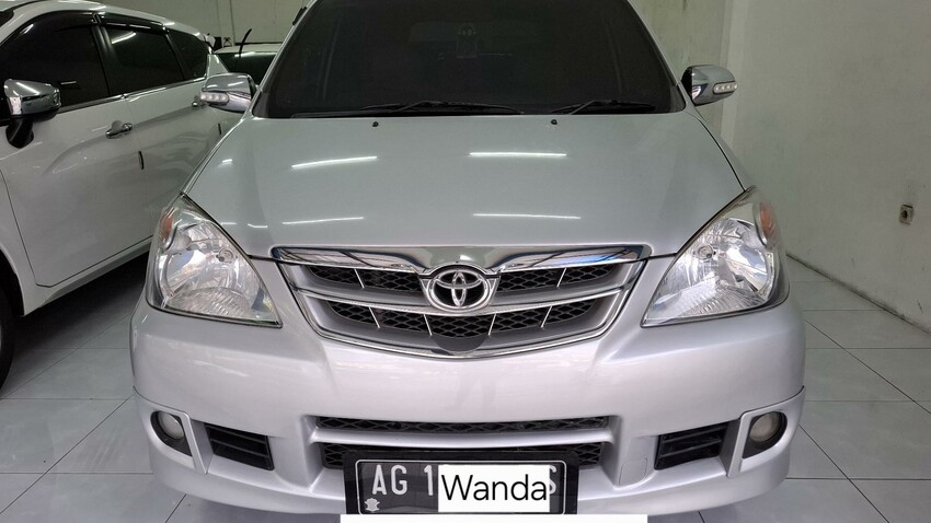 AVANZA G 2010 KREDIT DP 10 JT OK