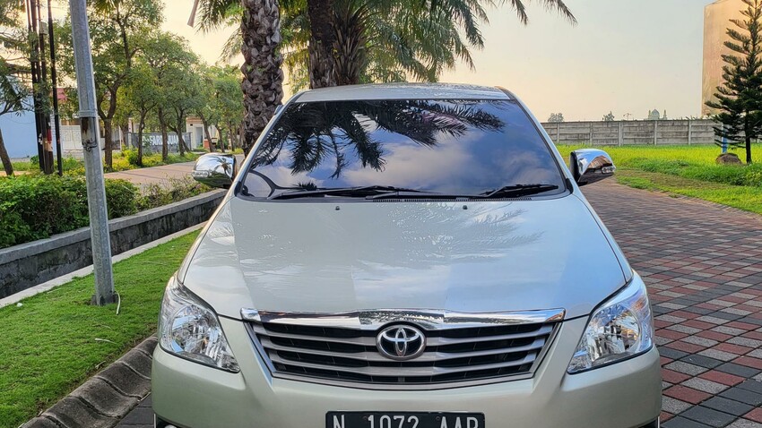 Toyota Kijang Innova diesel manual pmk 2012