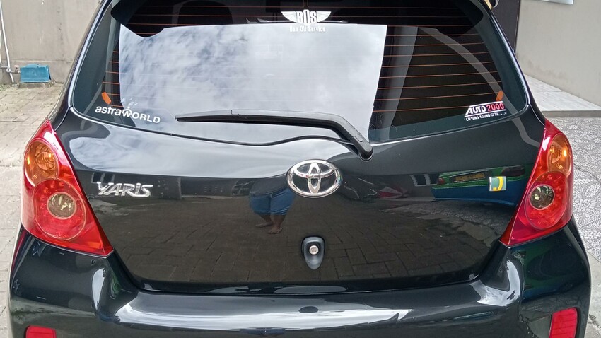 Toyota Yaris 1.5 J 2012 Bensin