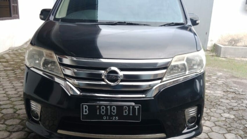 Nissan Serena 2015 Bensin