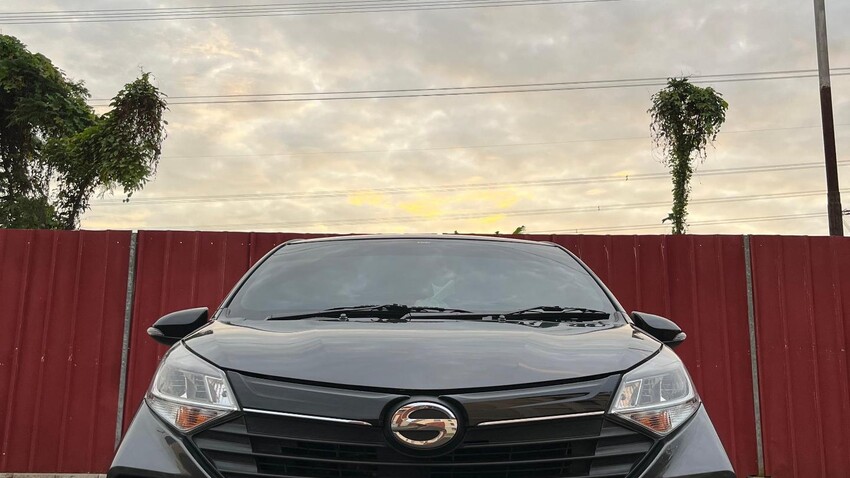 Daihatsu Sigra R 2024 Bensin