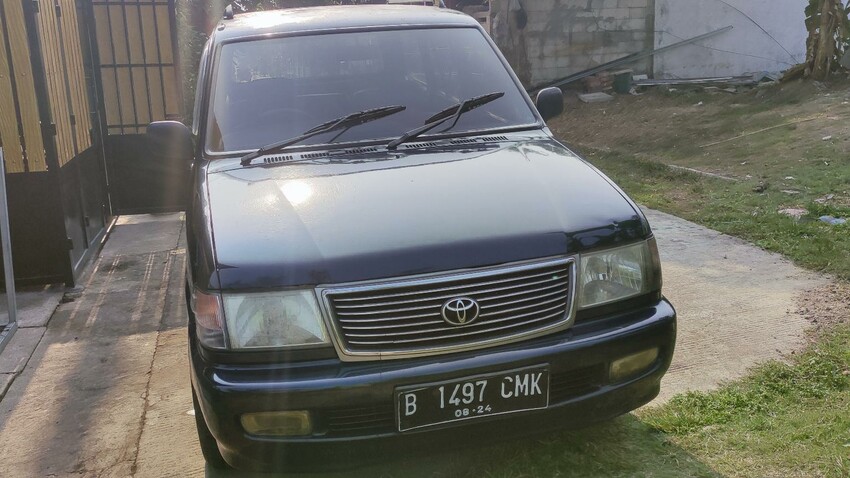 Toyota Kijang 2000 Bensin