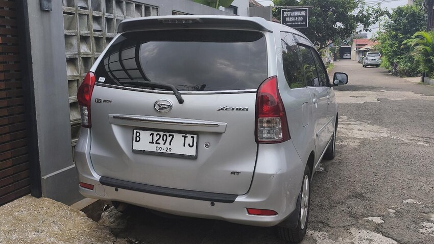 Daihatsu Xenia 2013 Bensin