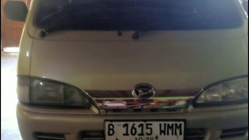Daihatsu Espass 2005 Bensin