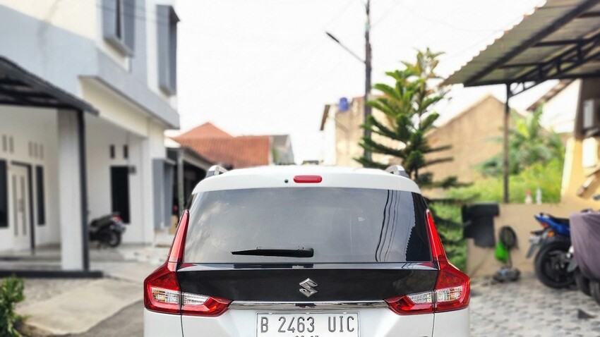 Suzuki XL7 MATIC KM 7RB JARANG PAKAI