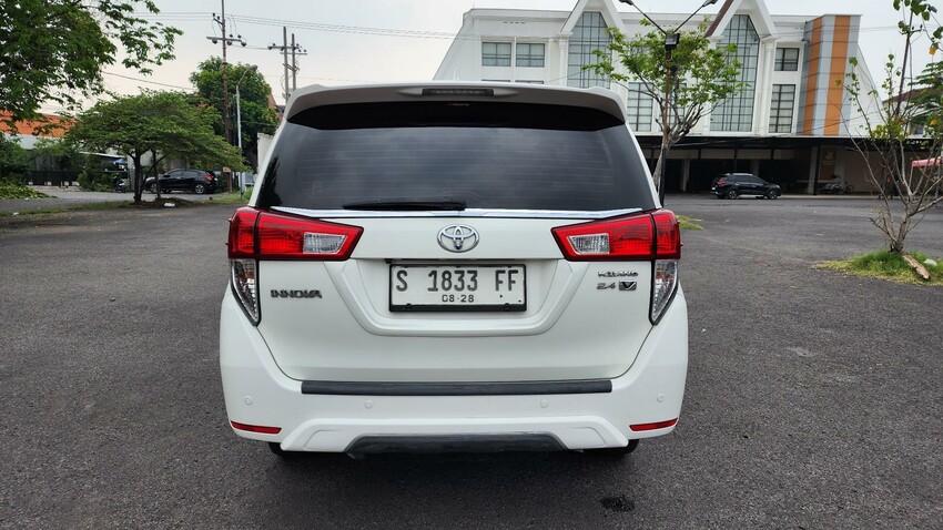 Toyota Kijang Innova V 2018 Diesel Matic