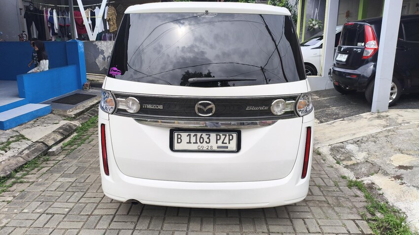 Mazda Biante 2.0 SKYACTIVE matic 2013