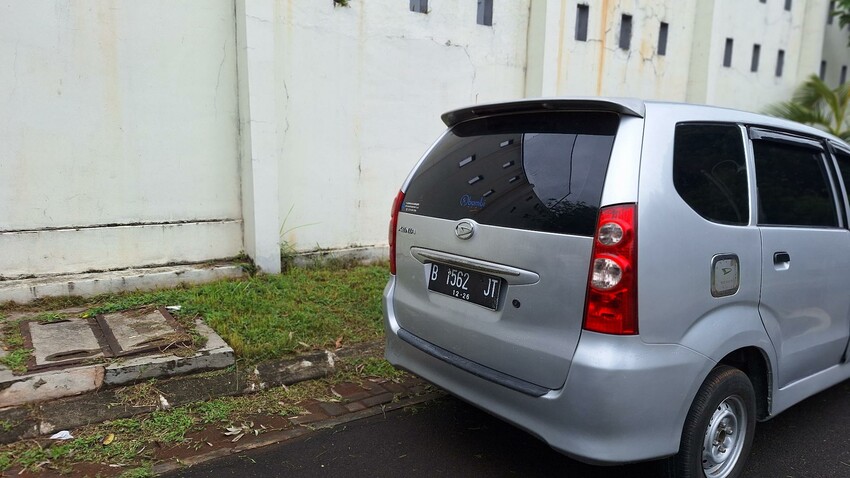 Daihatsu Xenia 2006 Bensin