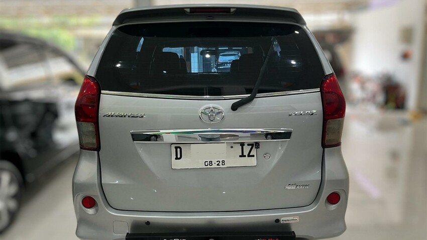 Toyota Avanza Veloz Matic 2012 Silver