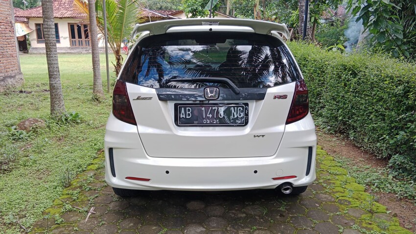 Honda Jazz 2011 Bensin