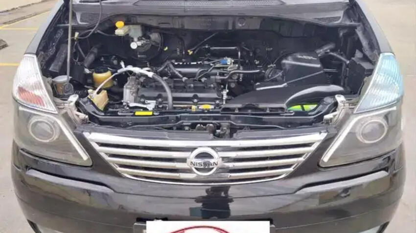 Nissan Serena HWS Tahun 2011 Automatic Hitam Metalik