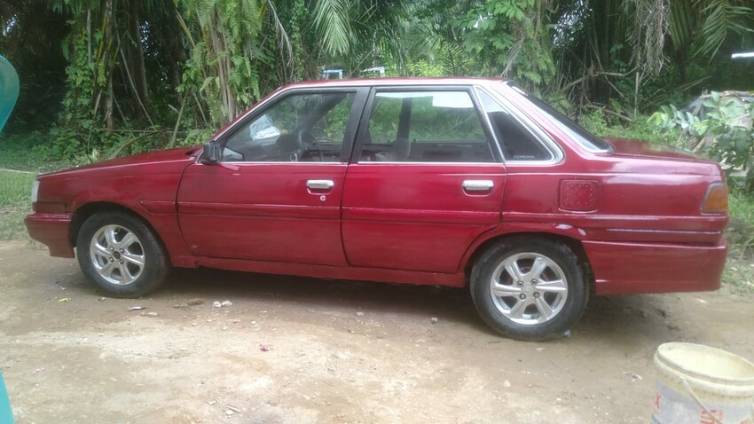 Toyota Corona 1986 Bensin