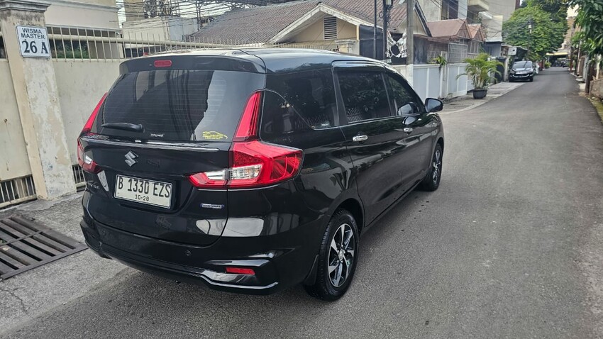 TDP 0 Angs Termurah All New Ertiga Gx Hybrid 2023 Manual Hitam Low Km