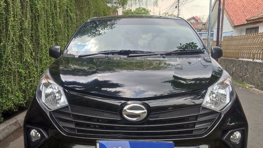 Daihatsu Sigra  Tipe D 2023