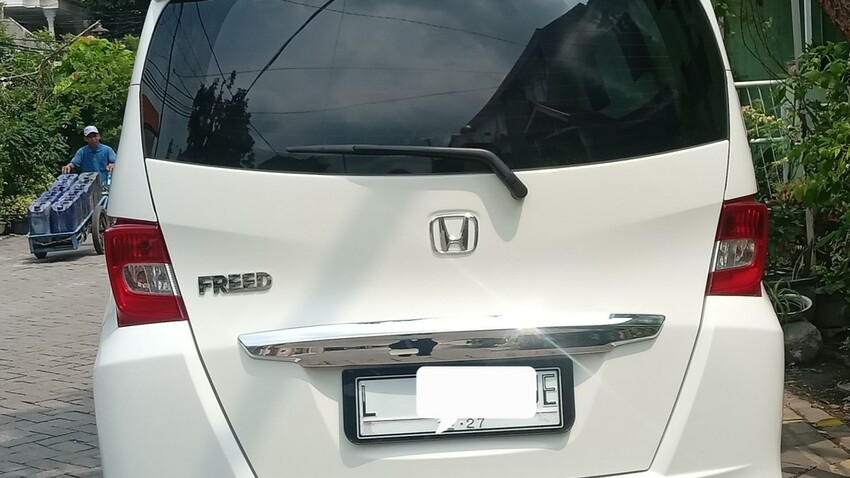 Honda Freed 2012 Bensin