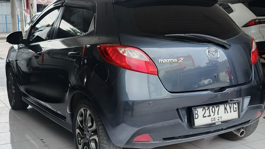 Mazda 2 2014 Bensin