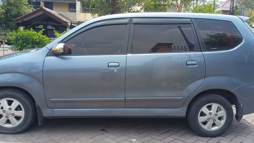 Toyota Avanza 2011 Bensin