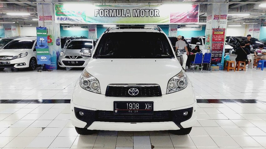 T. RUSH 1.5 TRD SPORTIVO MT 2014 Km59rb±