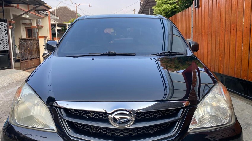 Daihatsu Xenia 2010 Bensin