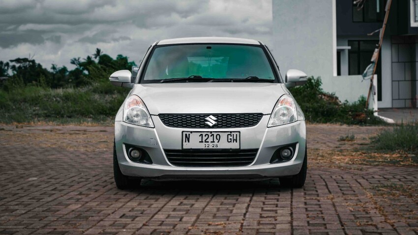 Suzuki Swift 2013 Bensin