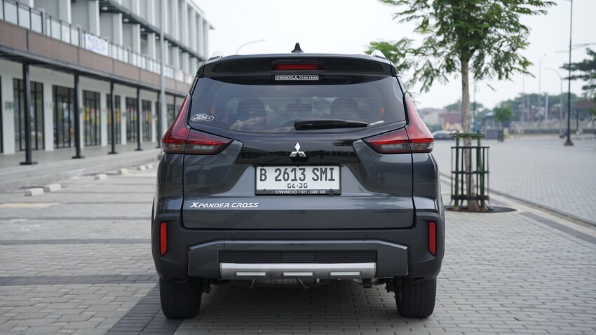 Mitsubishi Xpander Cross PP 2020 KM 37 rb grey