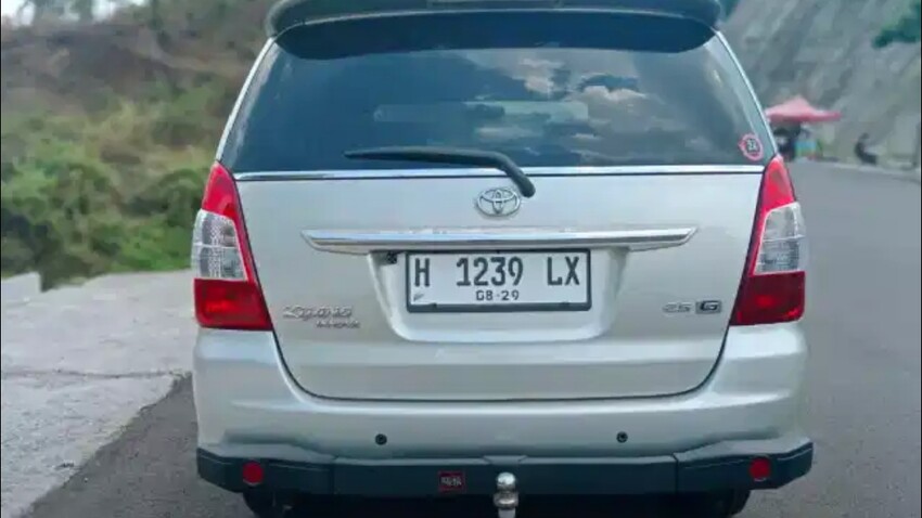 Toyota Kijang Innova 2012 Diesel