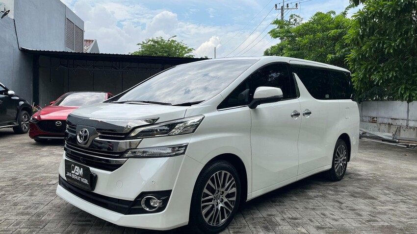 Toyota Vellfire 2017 Bensin