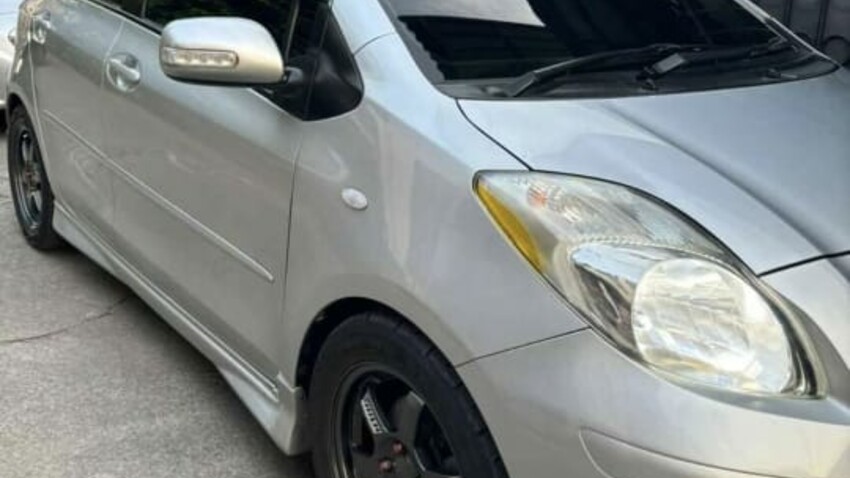 Toyota Yaris 2010 Bensin