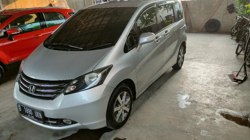 Honda Freed 2013