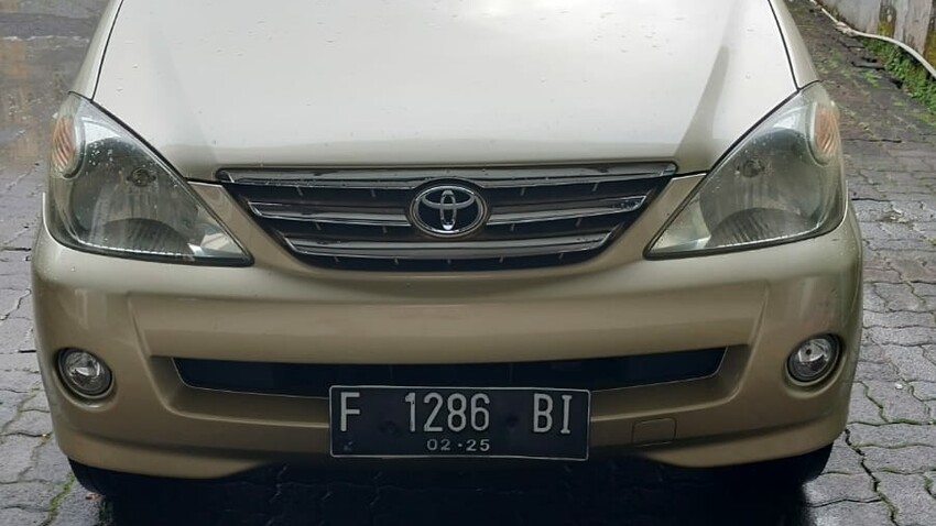 Toyota Avanza 2005 Bensin