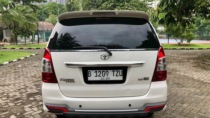 TERMURAH Toyota Kijang Innova G MT 2012 DIESEL