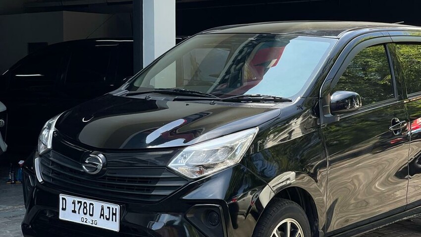 Dp10jt!Daihatsu Sigra X 1.2 Matic 2021
