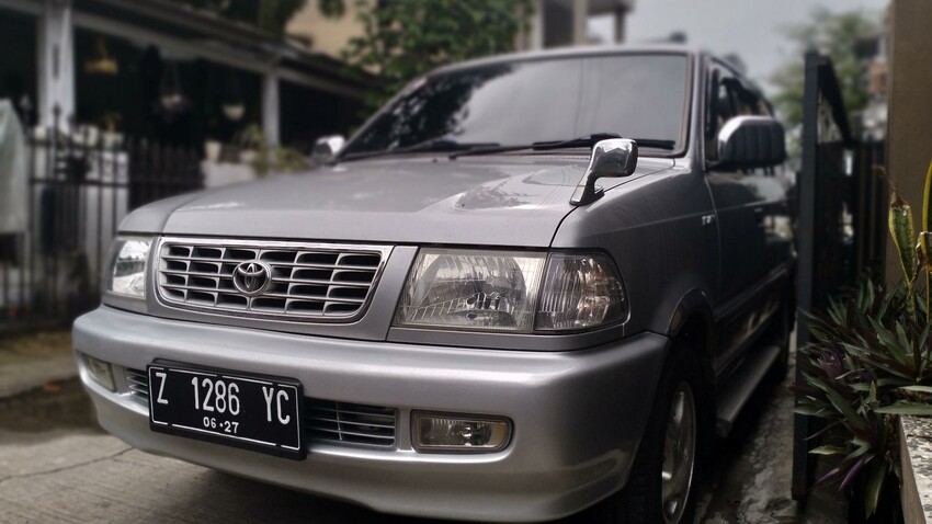 Kijang LGX MT Bensin 2002 Antik