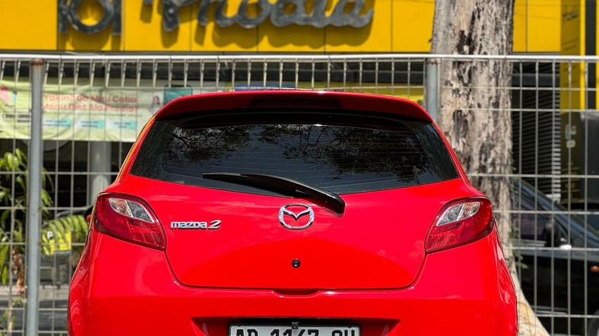 (DP 13Jt) MAZDA 2 R 2011 automatic