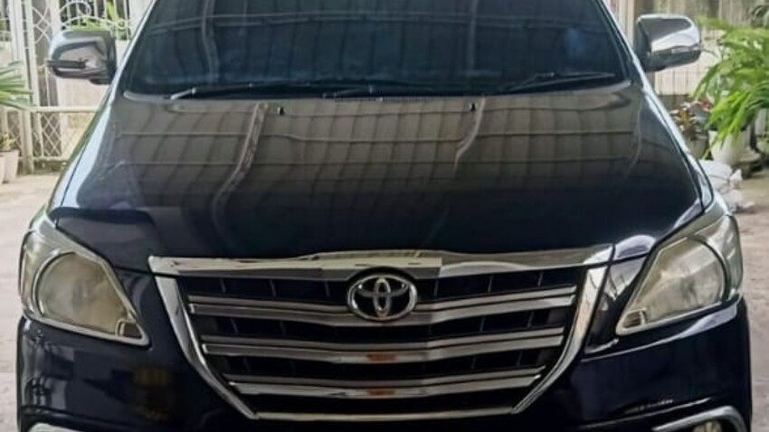 Toyota Kijang Innova 2014 Bensin