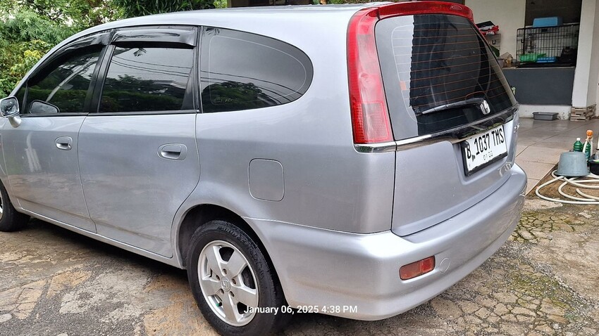 Honda Stream 2002 Bensin