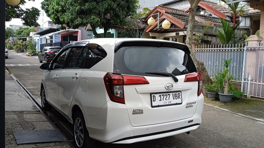 Sigra R 2018 automatic