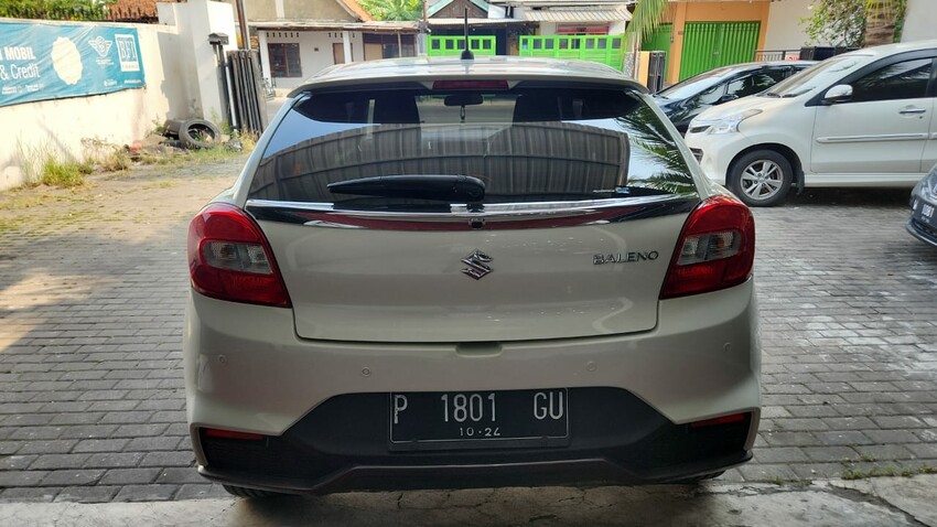 Suzuki Baleno 1.5 Matic 2019 Putih Km. Rendah