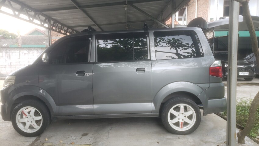 Suzuki APV 2009 Bensin