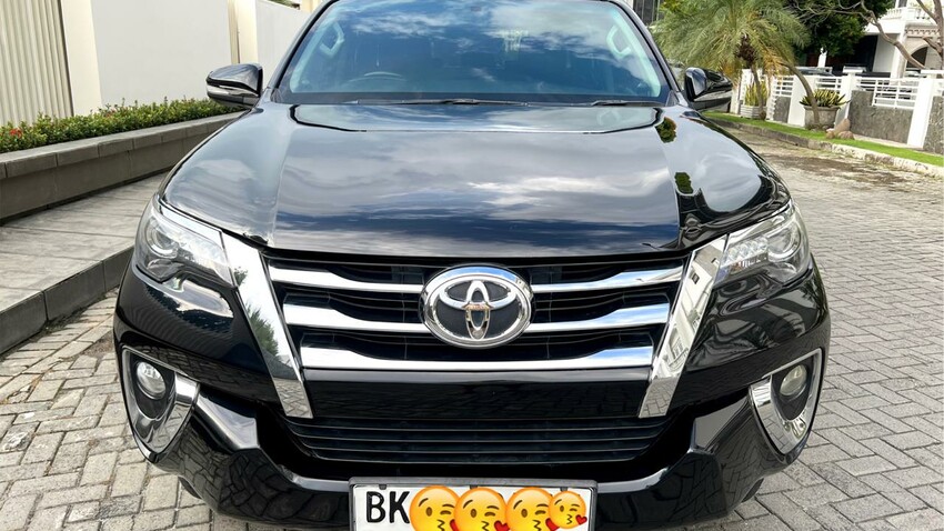 Toyota Fortuner VRZ A/T Diesel. Tahun 2017