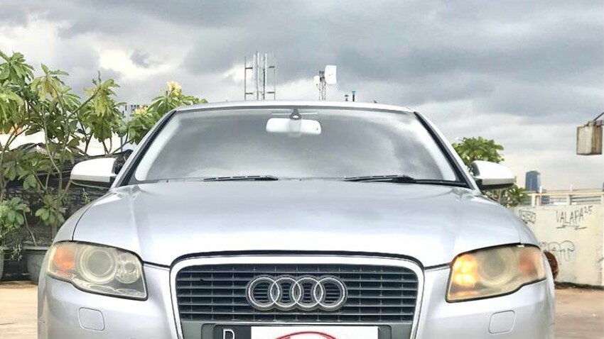 Audi A4 B7 Tahun 2005 Automatic Abu-abu Metalik