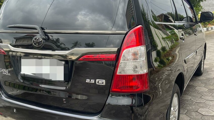 Toyota Kijang Innova 2012 Diesel