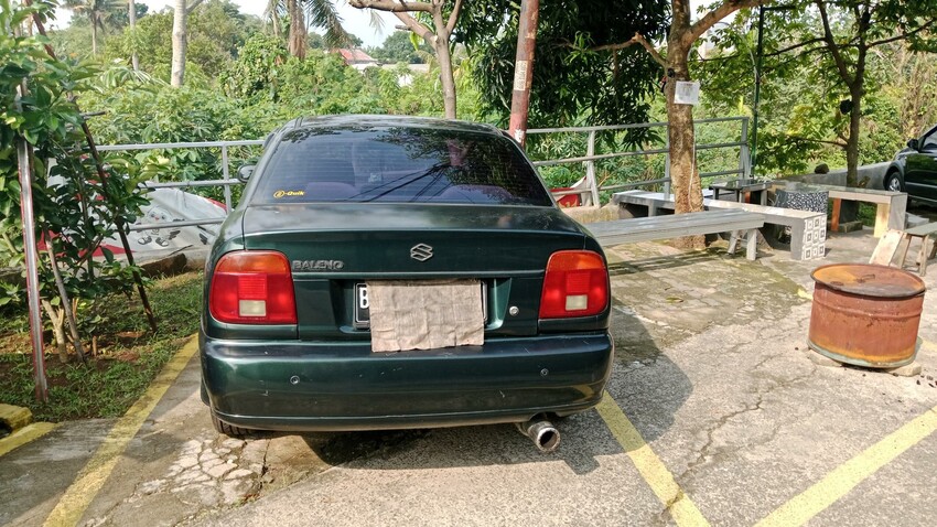 Suzuki Baleno 2001 Bensin