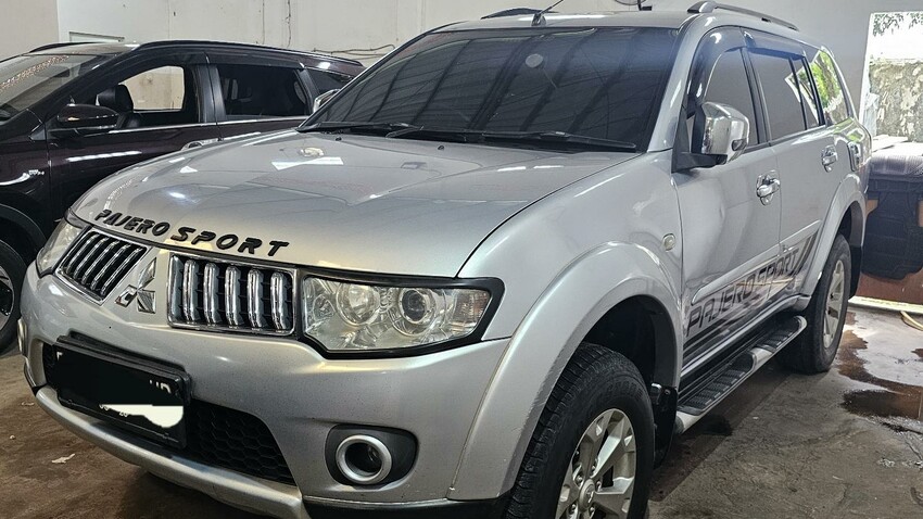 Pajero Sport 2.5 MT 2011 istimewa dp 28 jt