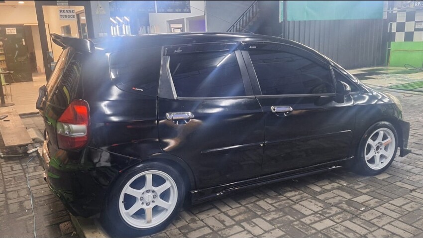 Honda Jazz 2005 Bensin