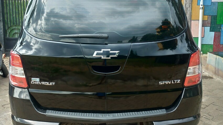 Chevrolet Spin LTZ AT Tahun 2013 Bensin